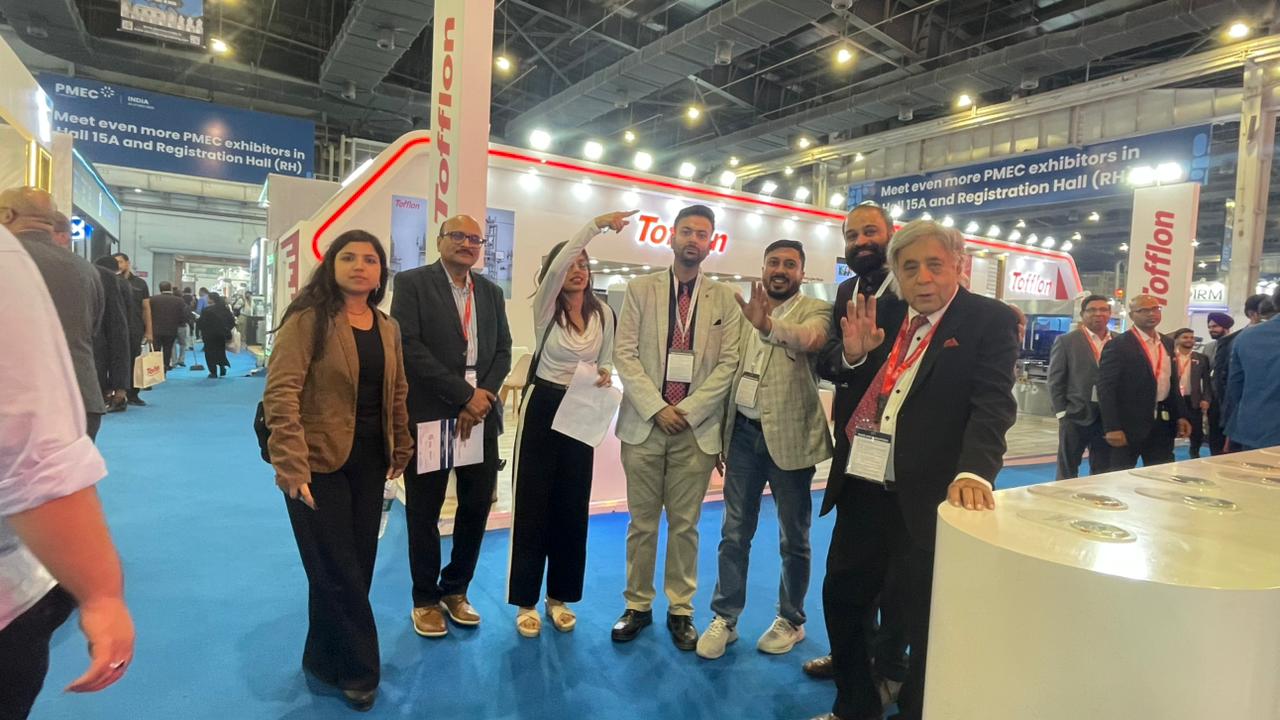 Live demonstration of blister packing machine at best pharma expo
Pharma Eurasia 2026